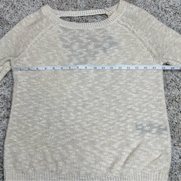 Forever 21 Keyhole Open Back Long Sleeve Sheer Knit Sweater in Cream Tan Small - Picture 7 of 8